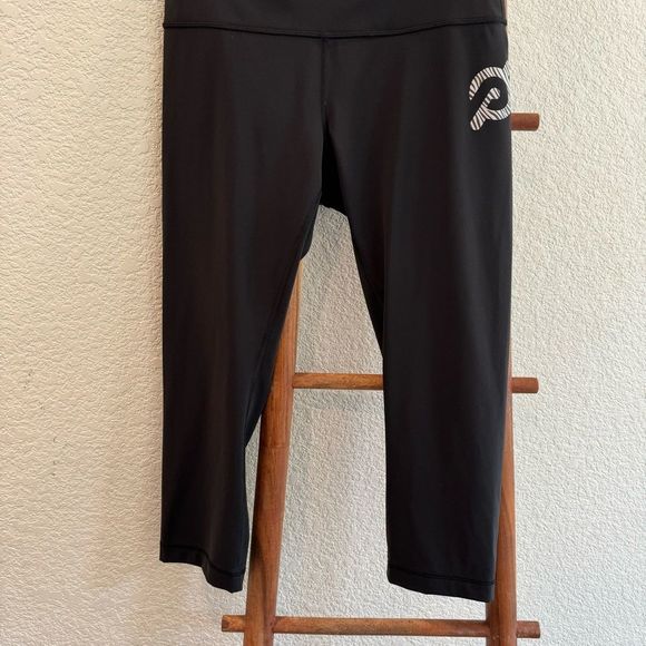 Lululemon X Peloton Wunder Under High Rose Crop Legging Black size 10 - Picture 4 of 12